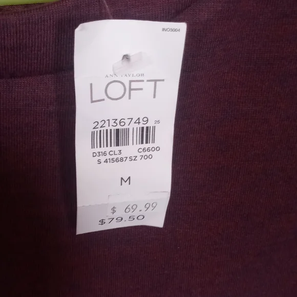 💗NWT💗 LOFT Long Sleeve Pleated Midi Dress, Burgundy and Black, Size Medium - Picture 5 of 11